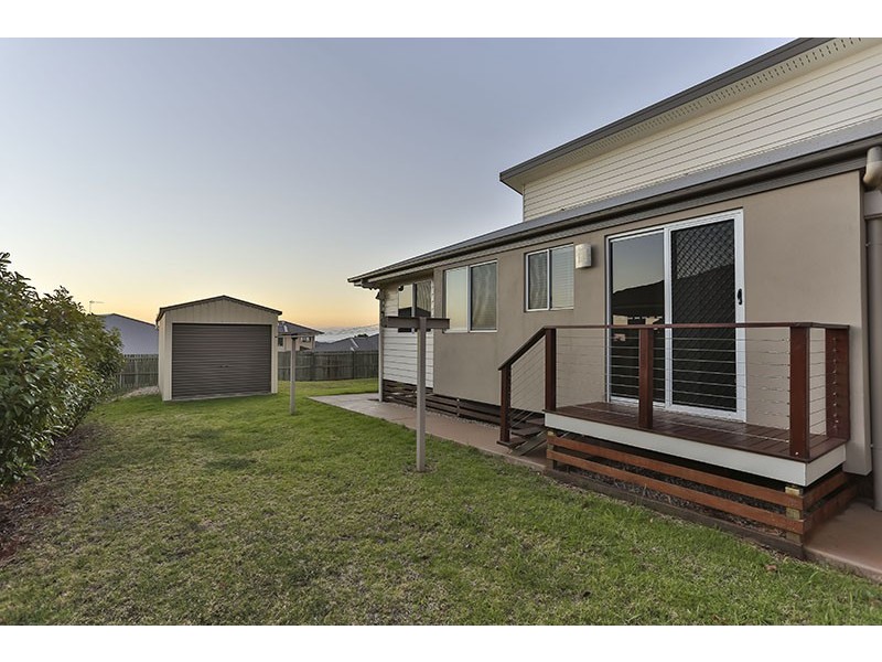 3 Alexander Avenue, Highfields QLD 4352