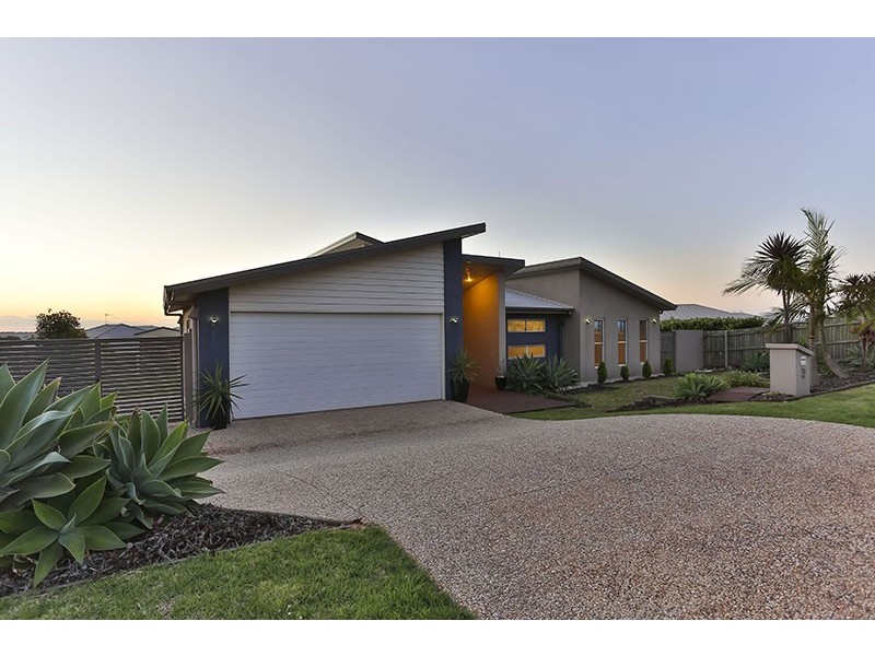 3 Alexander Avenue, Highfields QLD 4352