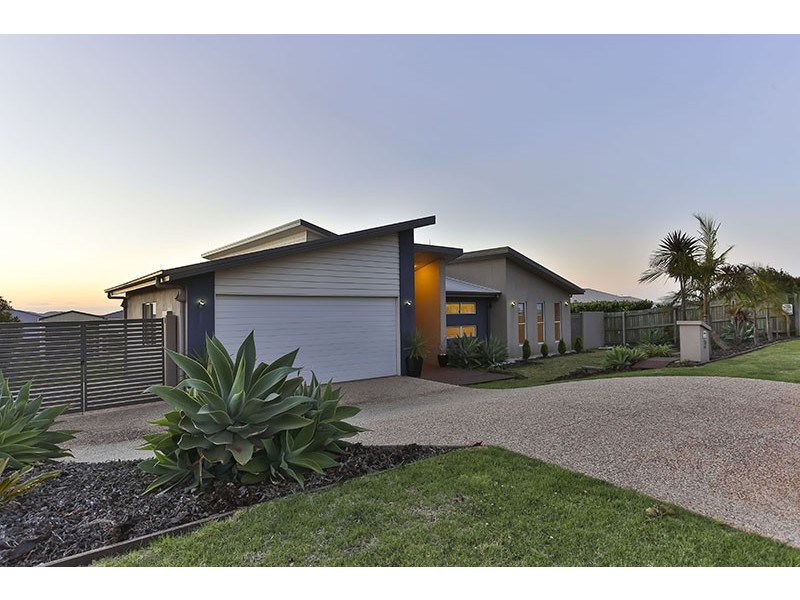 3 Alexander Avenue, Highfields QLD 4352