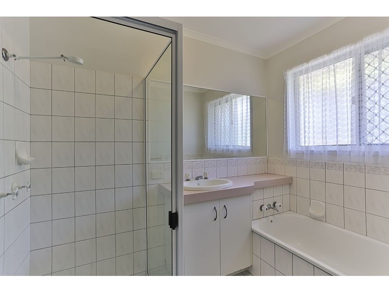1 Kayser Court, Darling Heights QLD 4350