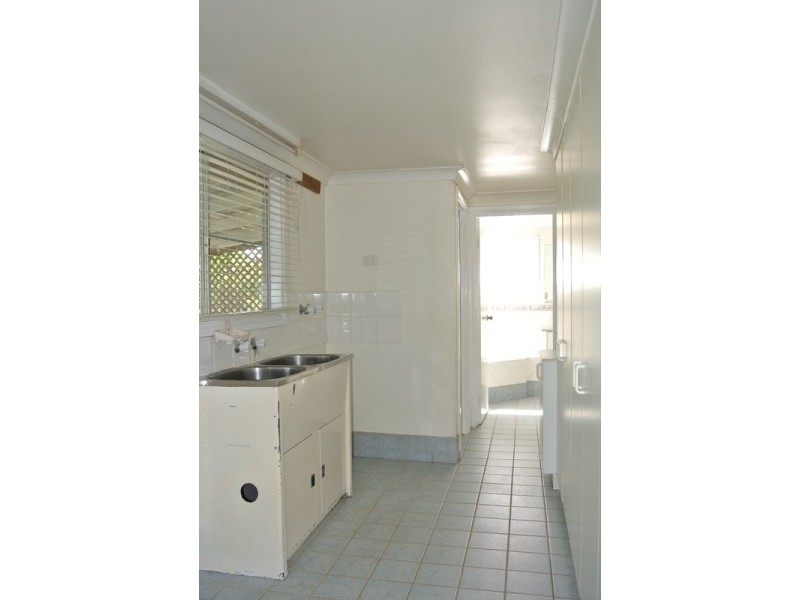 292 James Street, Harristown QLD 4350