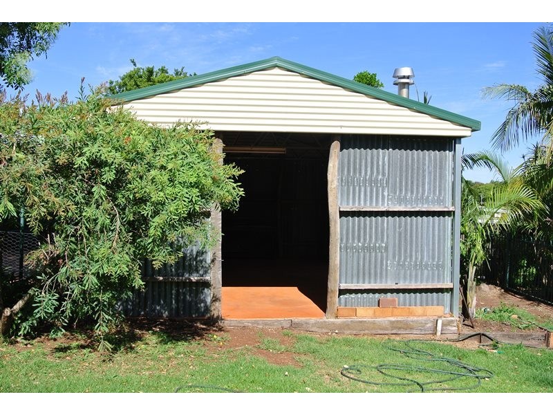 292 James Street, Harristown QLD 4350