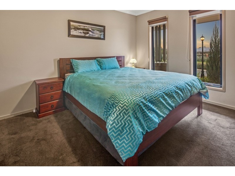 70 Arcadia Avenue, Mickleham VIC 3064
