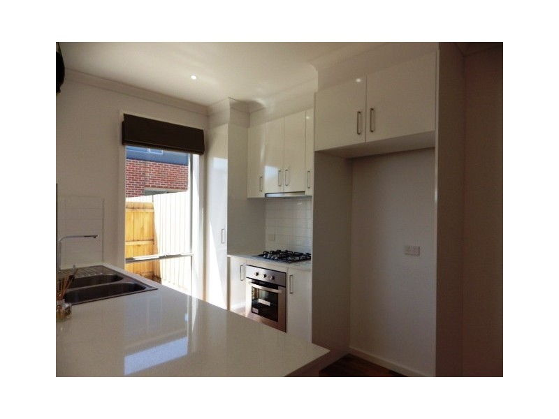 3/1 Eileen Street, Hadfield VIC 3046