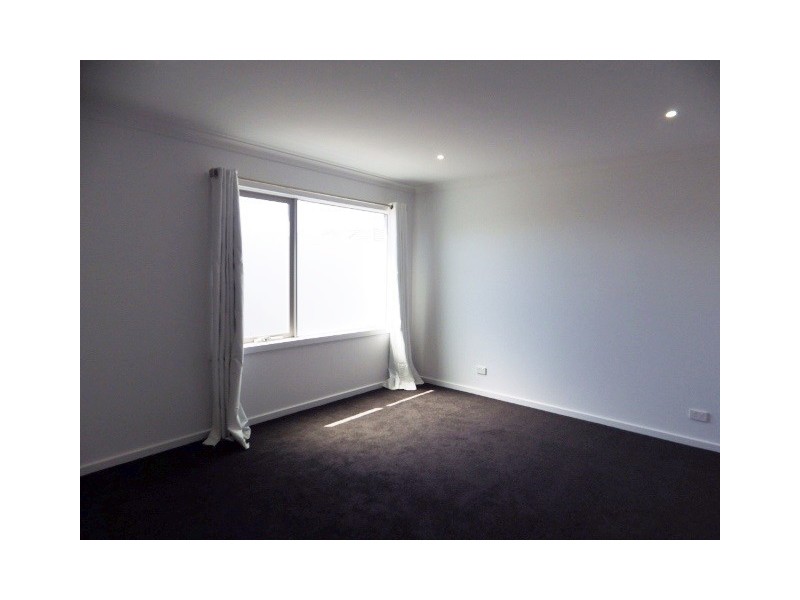 3/1 Eileen Street, Hadfield VIC 3046