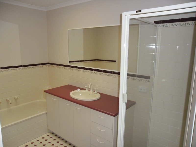 3/43 Coopershill Drive, Westmeadows VIC 3049