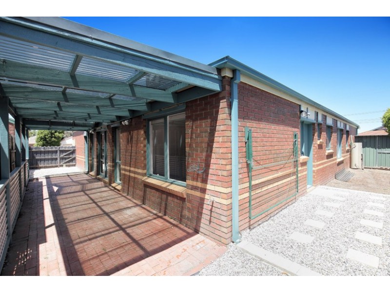 7 Herring Court, Roxburgh Park VIC 3064