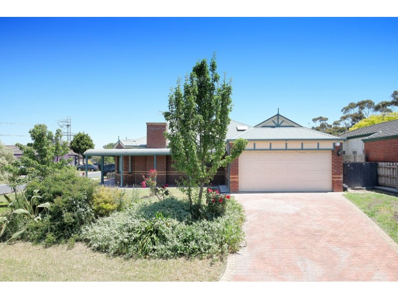 7 Herring Court, Roxburgh Park VIC 3064