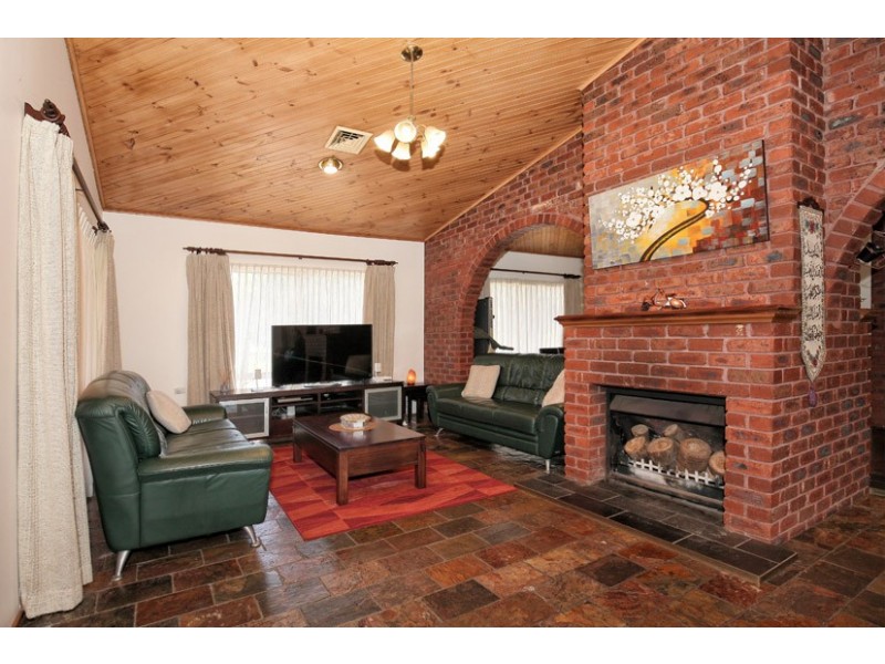 5 Airdrie Mews, Greenvale VIC 3059