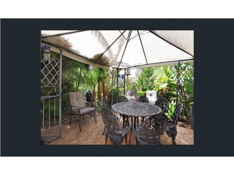 111 Erinbank Crescent, Westmeadows VIC 3049