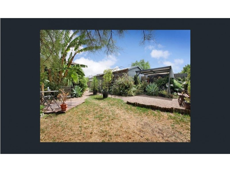 111 Erinbank Crescent, Westmeadows VIC 3049