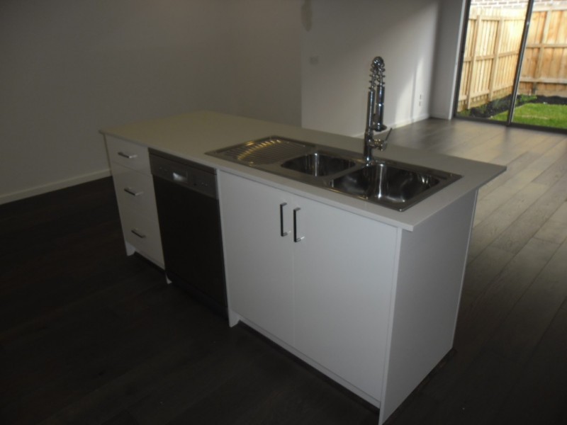 28 Dorrington Street, Greenvale VIC 3059