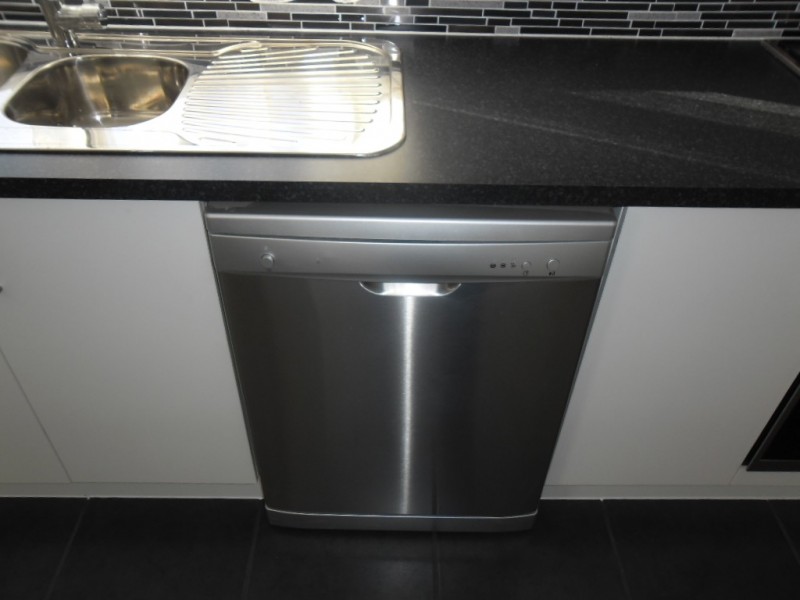 305 Carrick Drive, Gladstone Park VIC 3043