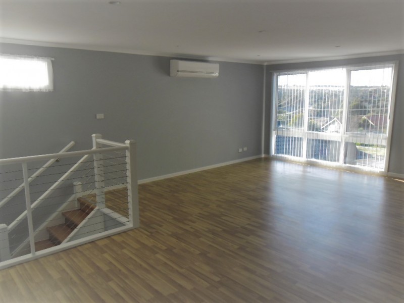 305 Carrick Drive, Gladstone Park VIC 3043