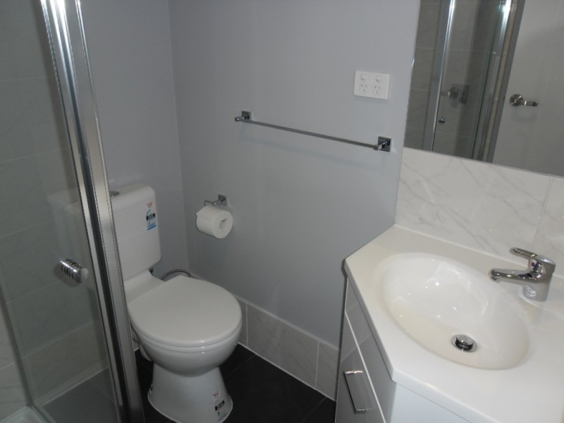 305 Carrick Drive, Gladstone Park VIC 3043