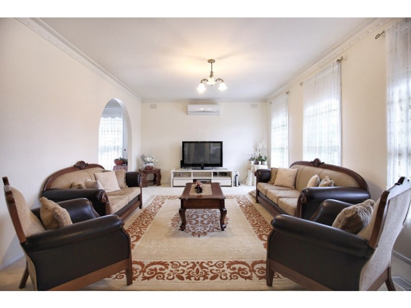 2 Augusta Avenue, Campbellfield VIC 3061