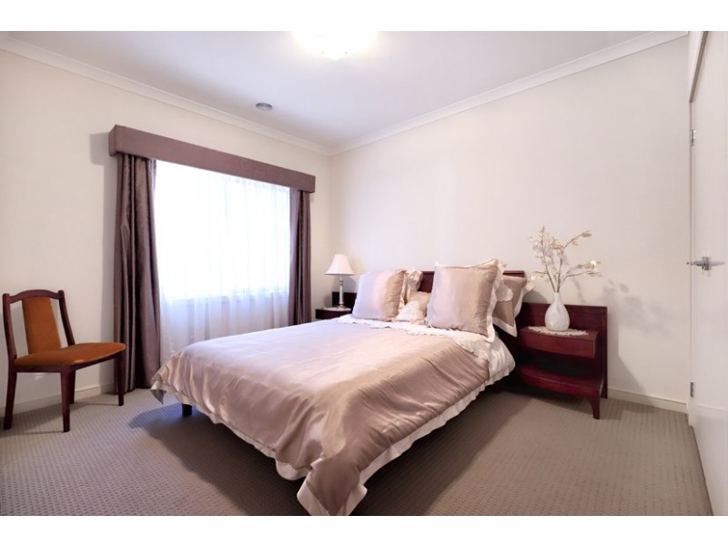 10 Jasper Grove, Greenvale VIC 3059