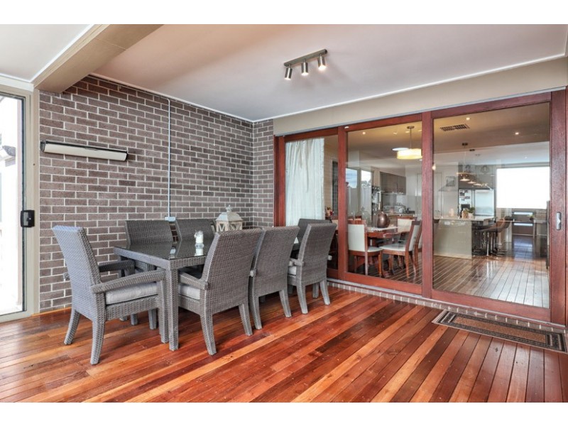 10 Jasper Grove, Greenvale VIC 3059