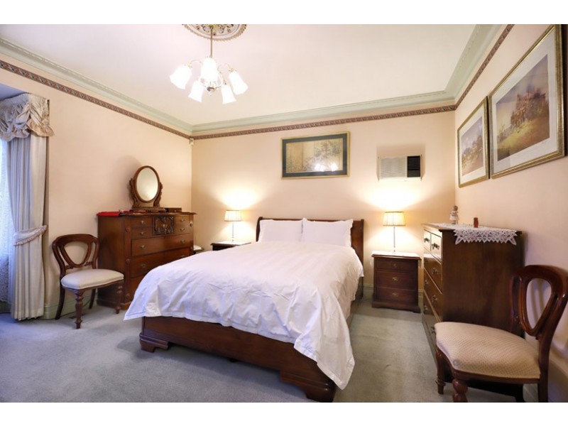 4 Bolton Court, Greenvale VIC 3059