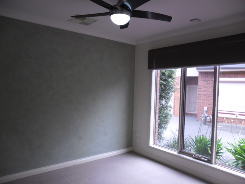 11 26 HILLCREST DRIVE, Westmeadows VIC 3049