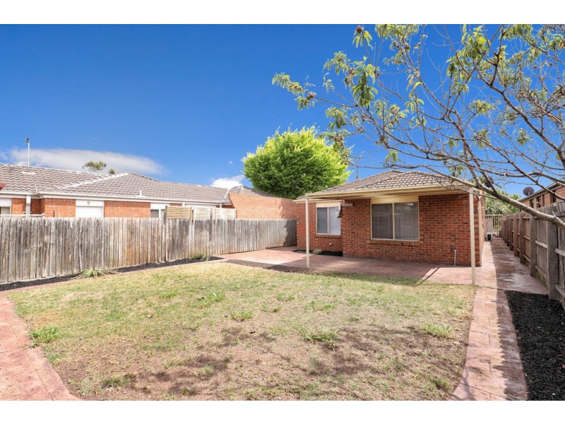 10 Mladen Court, Coolaroo VIC 3048