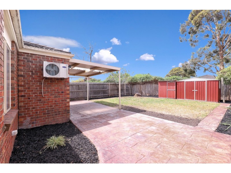 10 Mladen Court, Coolaroo VIC 3048