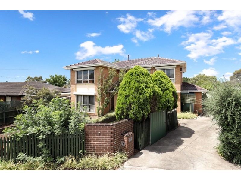 7 Rodwell Place, Gladstone Park VIC 3043