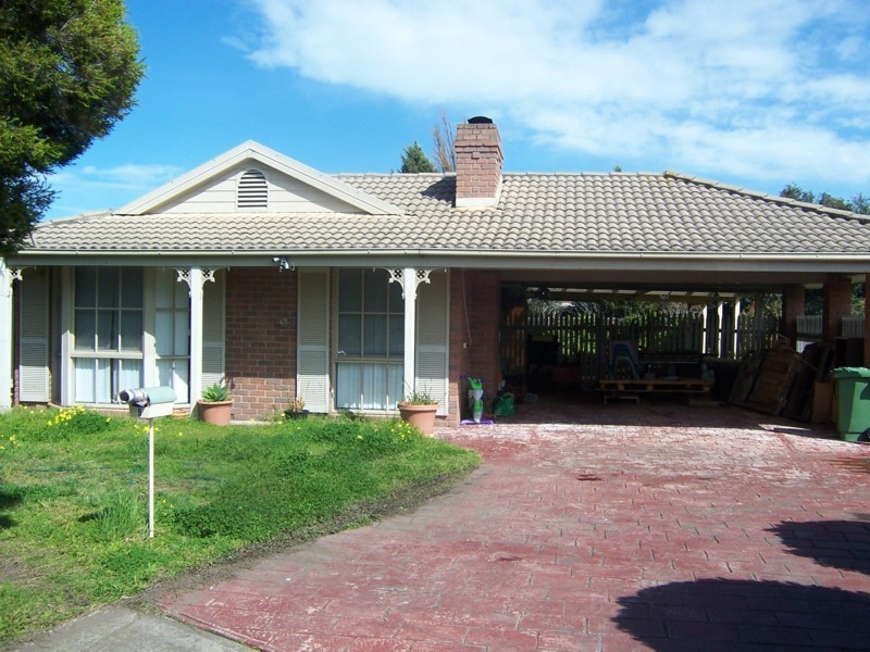 9 GATWICK COURT, Craigieburn VIC 3064