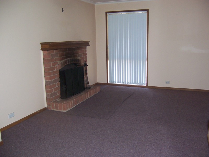 9 GATWICK COURT, Craigieburn VIC 3064