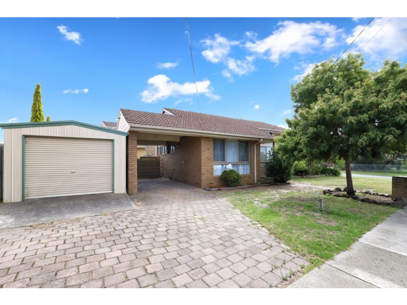 37 Samara Grove, Gladstone Park VIC 3043