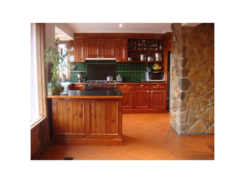 14 Handsworth Crescent, Tullamarine VIC 3043