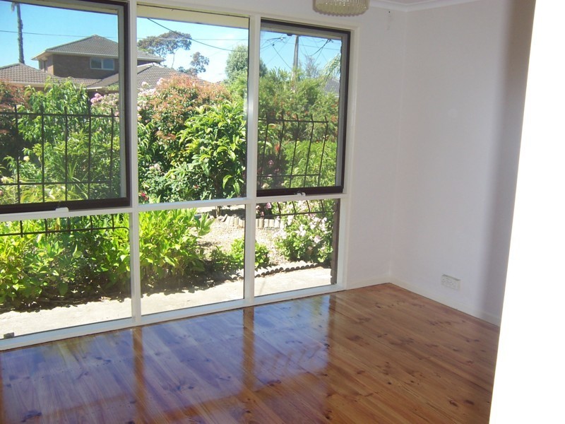 4  Roper Court, Gladstone Park VIC 3043