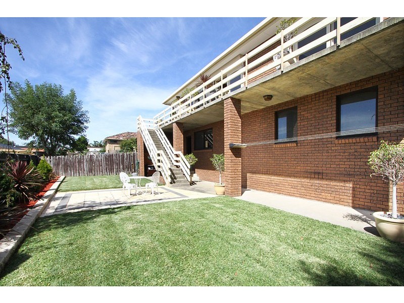 64 Bamford Avenue, Westmeadows VIC 3049