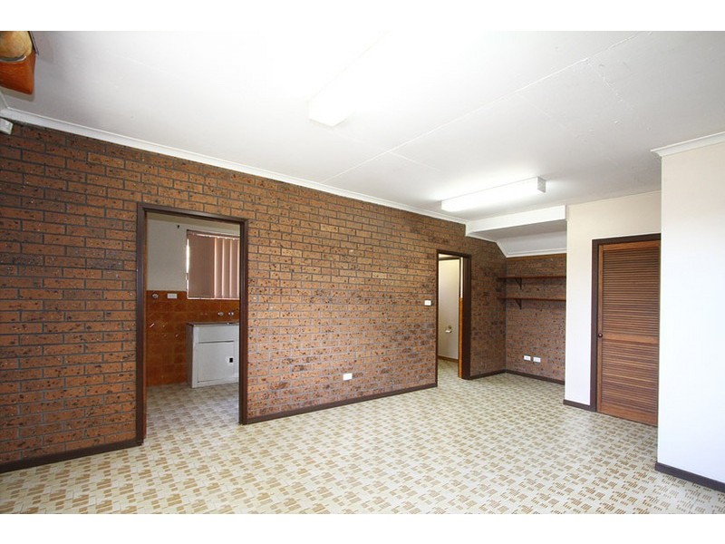 64 Bamford Avenue, Westmeadows VIC 3049