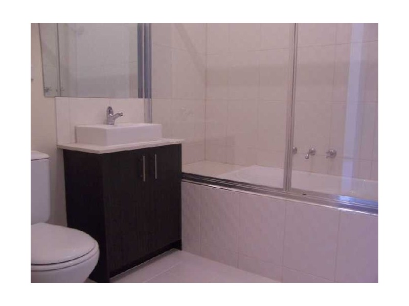15 1-5 Heversham Grove, Greenvale VIC 3059