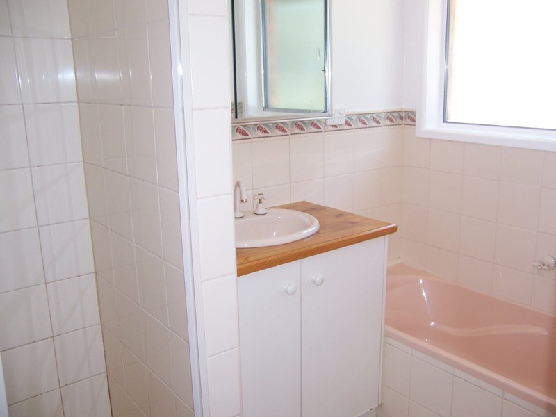 5 Harcourt Crescent, Gladstone Park VIC 3043