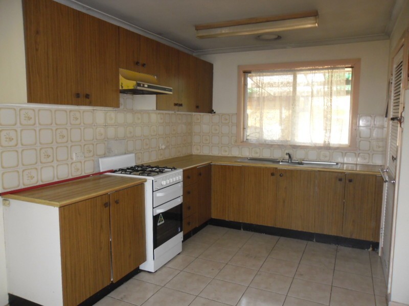 11 Payne Street, Gladstone Park VIC 3043