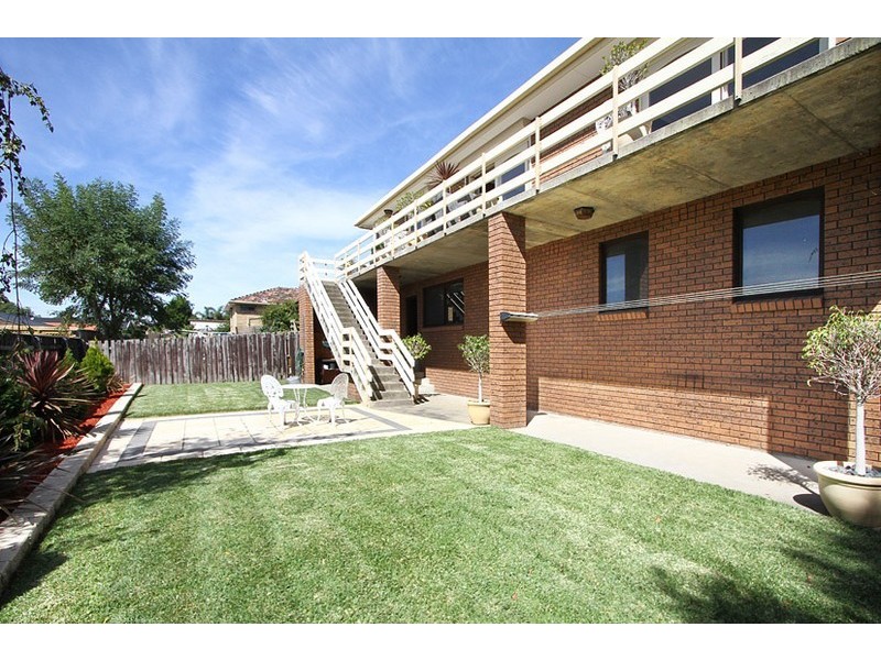 64 Bamford Avenue, Westmeadows VIC 3049