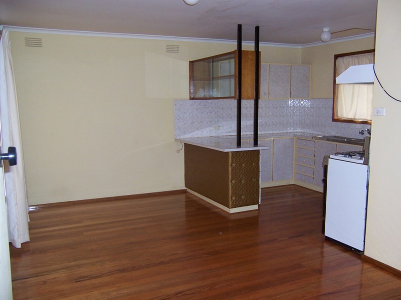 4 Altair Court, Gladstone Park VIC 3043