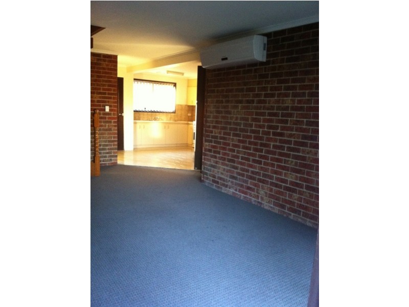 8/366 Melrose Drive, Tullamarine VIC 3043