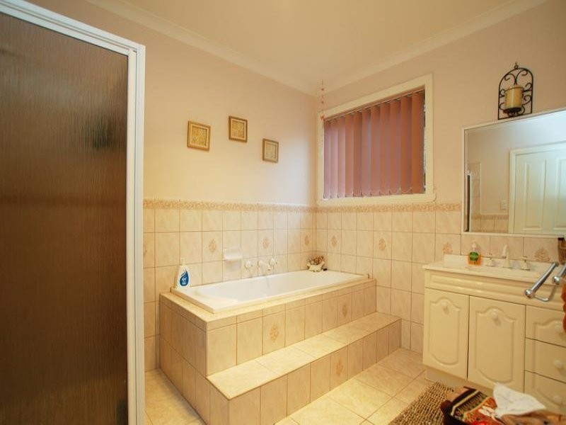 10  Mladen Court, Coolaroo VIC 3048