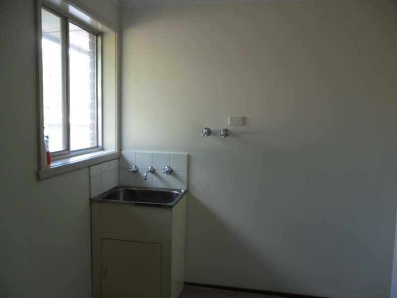 3 Vaucluse Avenue, Gladstone Park VIC 3043