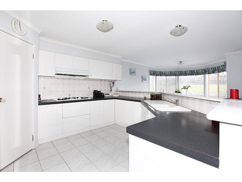 13 Palamino Valley Court, Greenvale VIC 3059