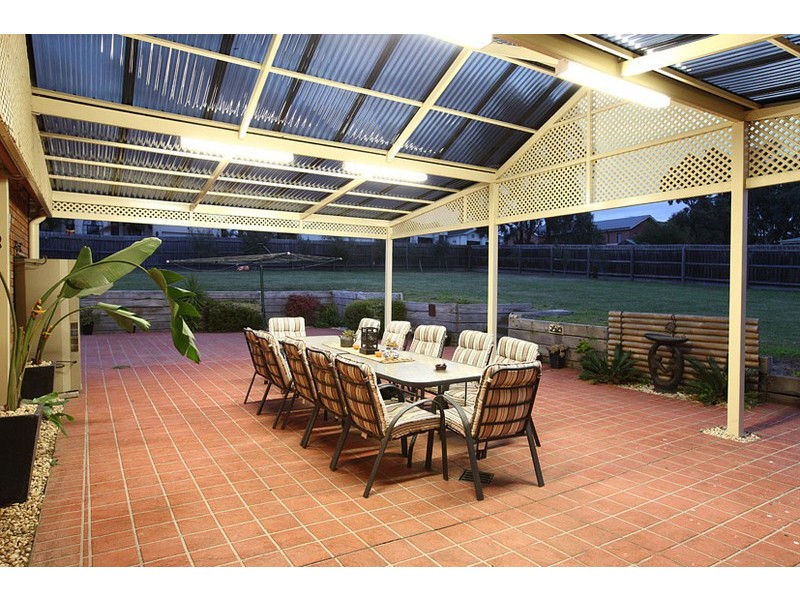 13 Palamino Valley Court, Greenvale VIC 3059