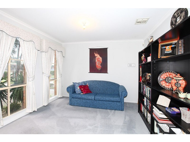 13 Palamino Valley Court, Greenvale VIC 3059