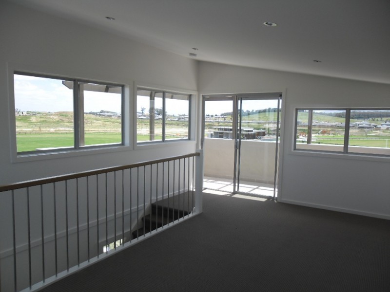 4/20 Painted Hills Drive, Doreen VIC 3754