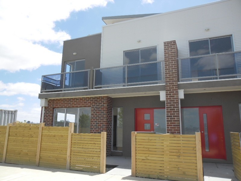 3/20 Painted Hills Drive, Doreen VIC 3754