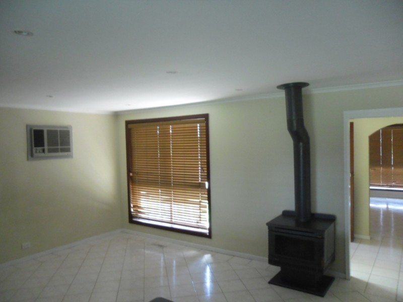 1443 Pascoe Vale Road, Meadow Heights VIC 3048