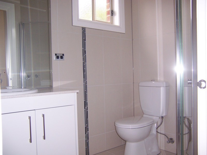 105 PARER ROAD, Airport West VIC 3042