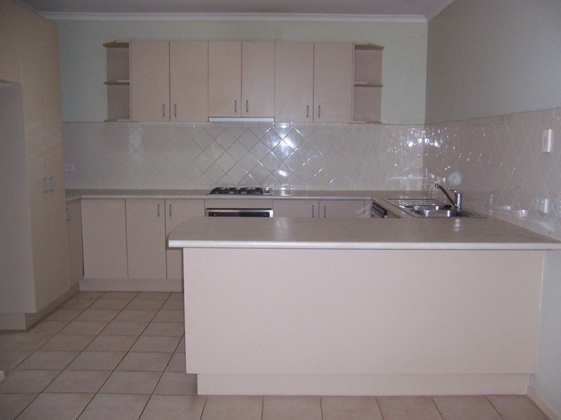8 / 45-54 Gowanbrae Drive, Gowanbrae VIC 3043